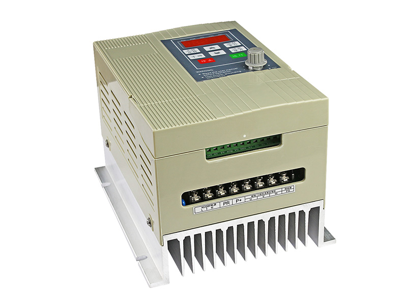 3000H通用變頻器，三相通用變頻器，變頻器生產(chǎn)廠家，變頻器價(jià)格