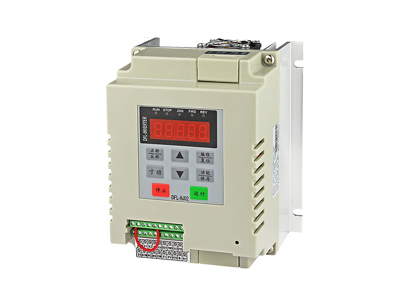 200N單相水泵變頻器，220V供水變頻器，恒壓供水變頻器