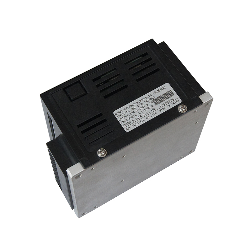 DFL500D通用變頻器，小體變頻器，變頻調速器，變頻器生產(chǎn)廠家