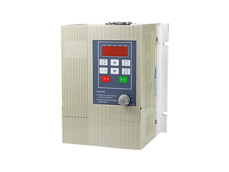 3000H單相水泵變頻器，恒壓供水專(zhuān)用變頻器，變頻器廠(chǎng)家